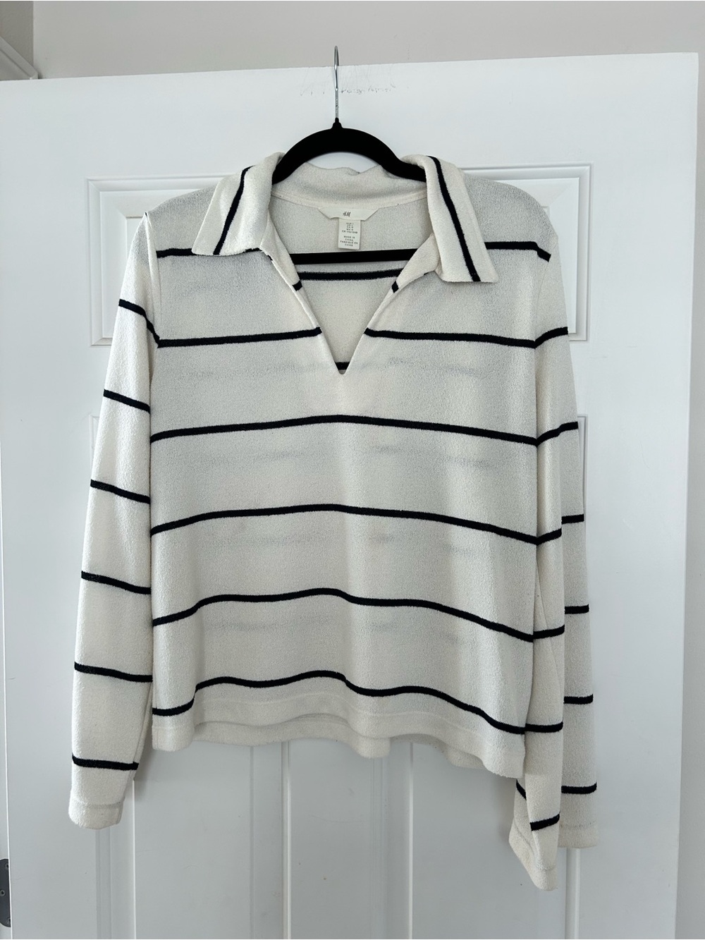 H&M Cream and Black Striped V-Neck Sweater